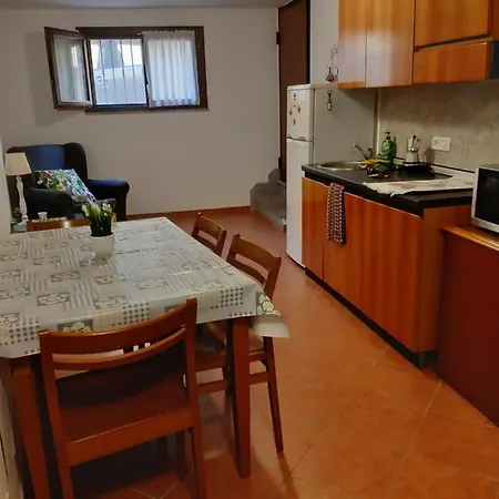 Vale's House Apartment *